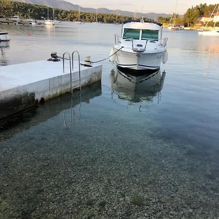 In With Seaview, Terrace, Air Condition, Wifi Lejlighed